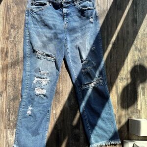 KanCan Distressed Ankle Jeans in Blue